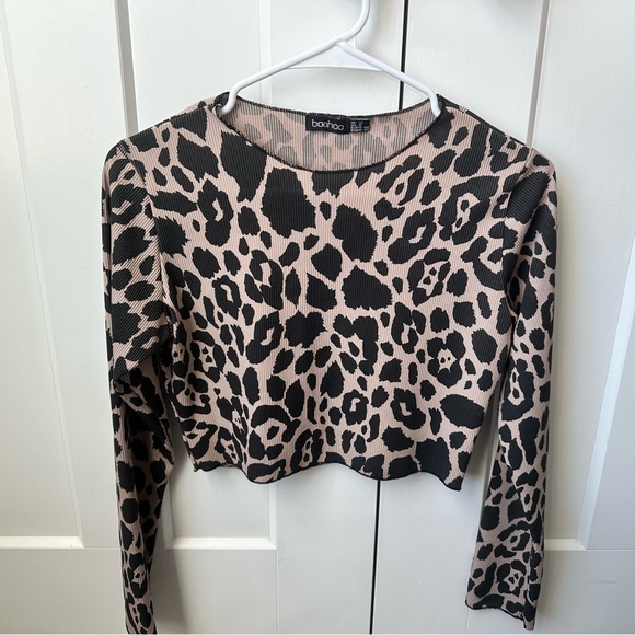 Boohoo Tops - Boohoo Women's Leopard Print Top - Black and Tan